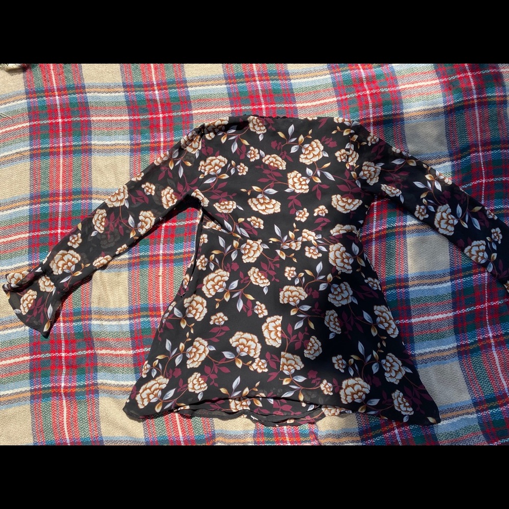 Dress - Picture 2 of 3